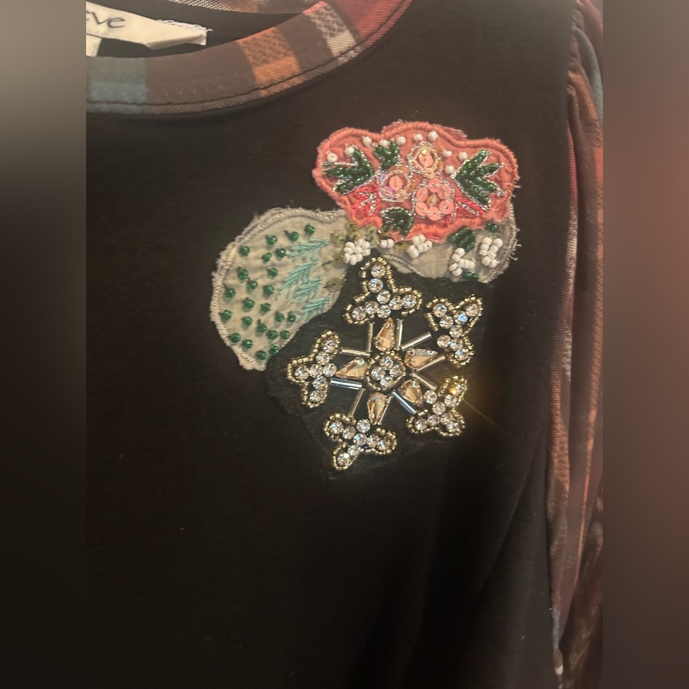 Anthropologie Maeve Long-Sleeve Embellished Plaid Top. M. - Picture 8 of 10